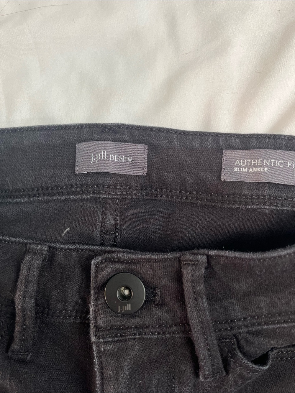 Women’s J Jill Black Straight-Leg Jeans - Classic Everyday Style size 4 - Picture 4 of 7